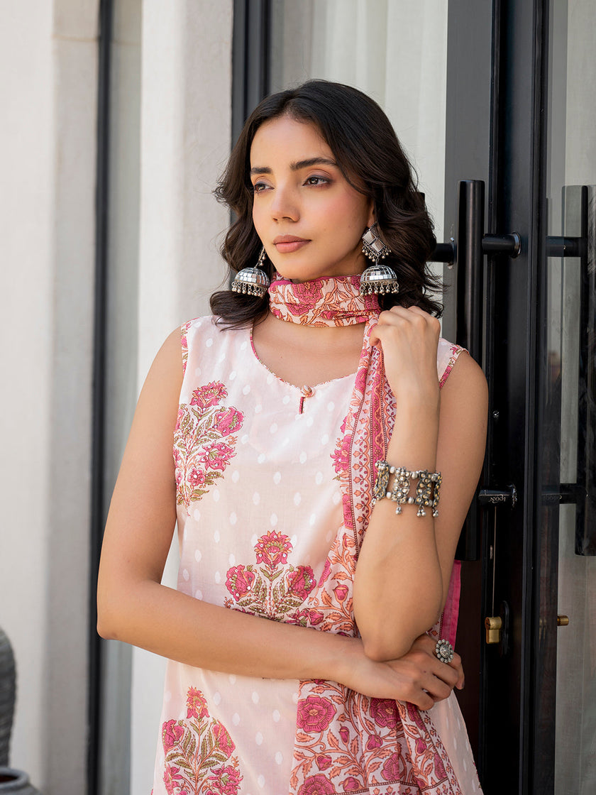 Divena Pink Floral Printed Cotton Straight Fit Kurta Pant Set