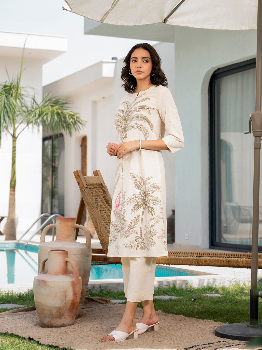 Divena Offwhite  Floral Printed Cotton A-line Fit Kurta Pant Set