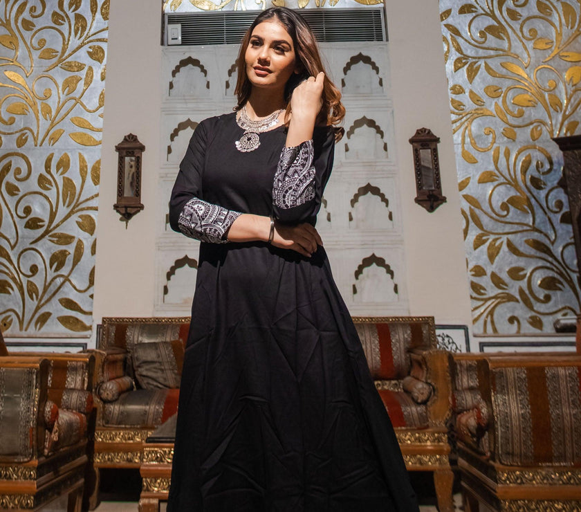 Divena Black Rayon A-line Kurti - divenaworld.com