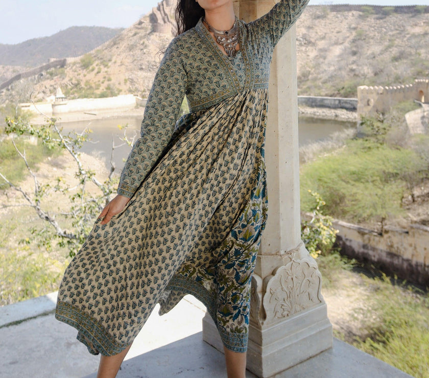 Divena Block Print Mulmul Kurta - divenaworld.com