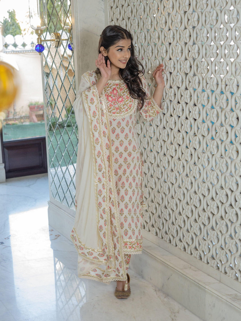 Divena Off white Cotton Straight Kurta Pant set with Dupatta - divenaworld.com