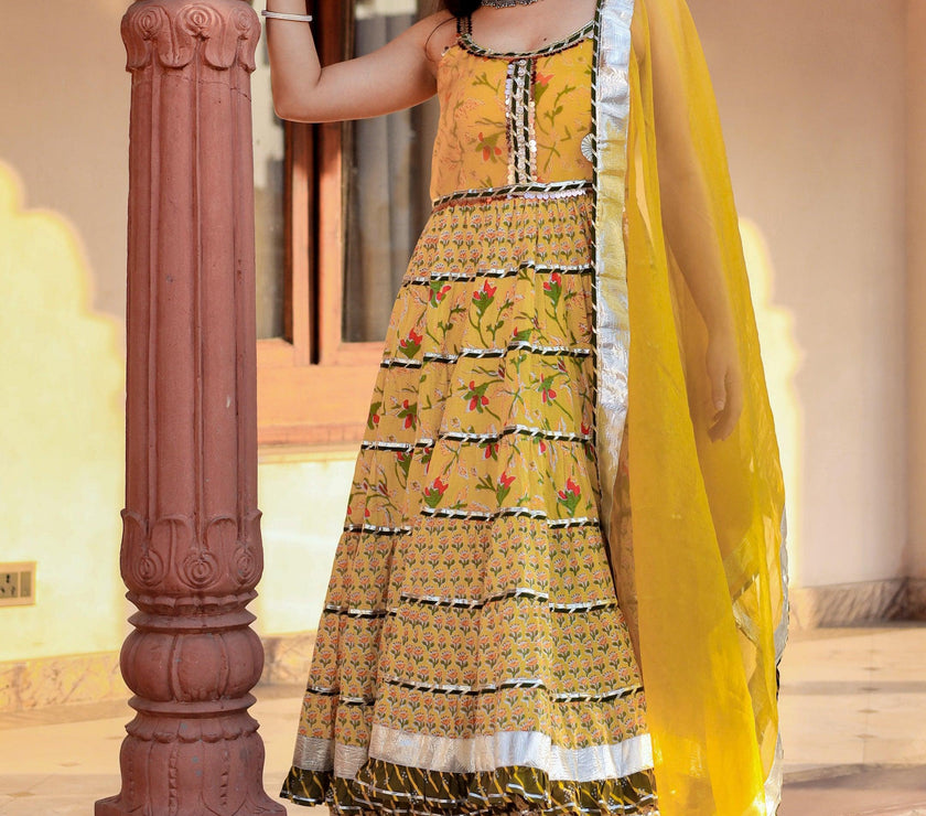 Divena Yellow Cotton Sleeves less anarkali Skirt Set With Dupatta - divenaworld.com