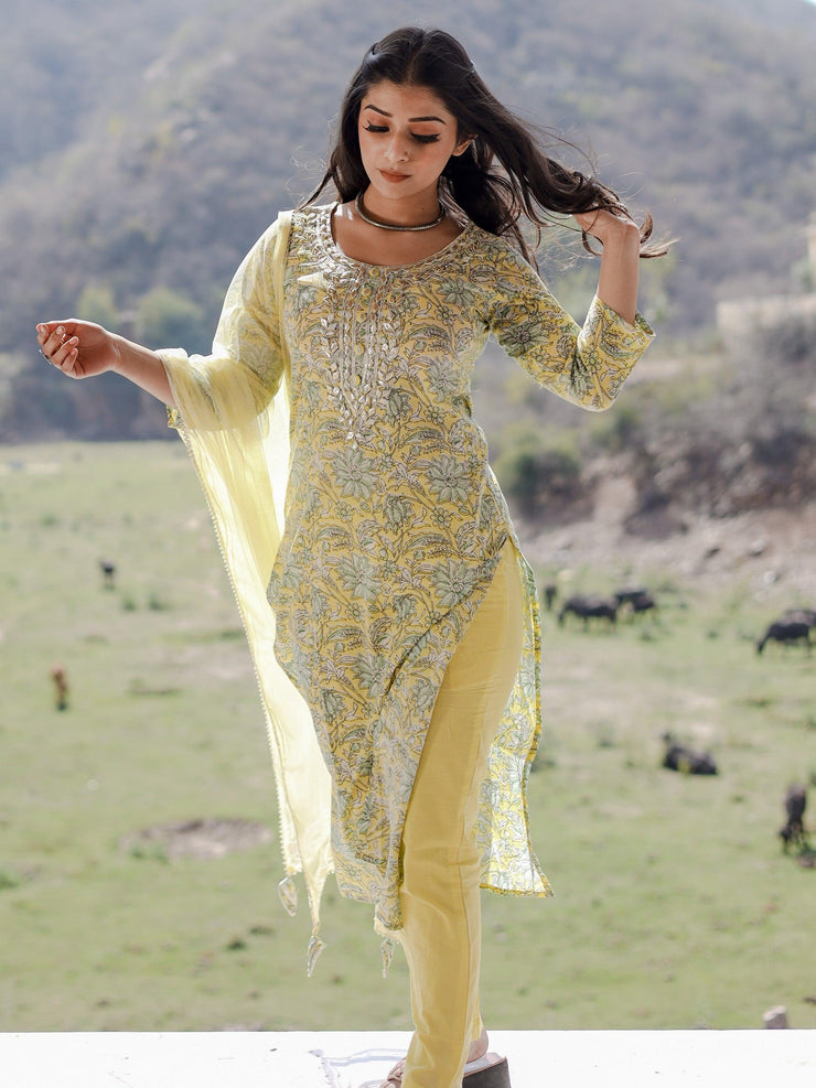 Divena yellow Cotton Straight Kurta pant set with dupatta - divenaworld.com