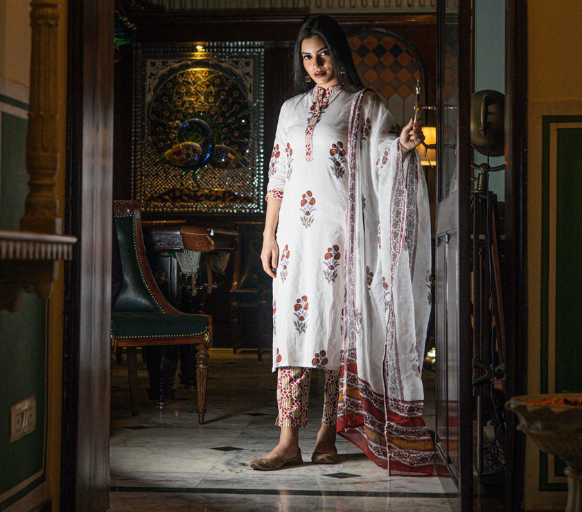 Divena White cotton Kurta Pant set with Dupatta - divenaworld.com