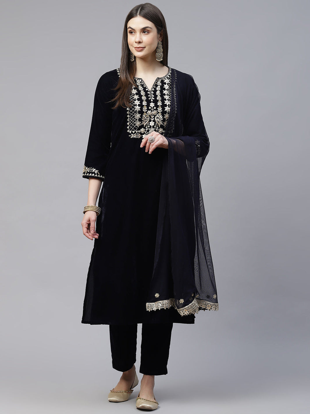 Divena Royal Navy Blue Velvet Zardozi work Embroidered Kurta Pant With Net Dupatta set