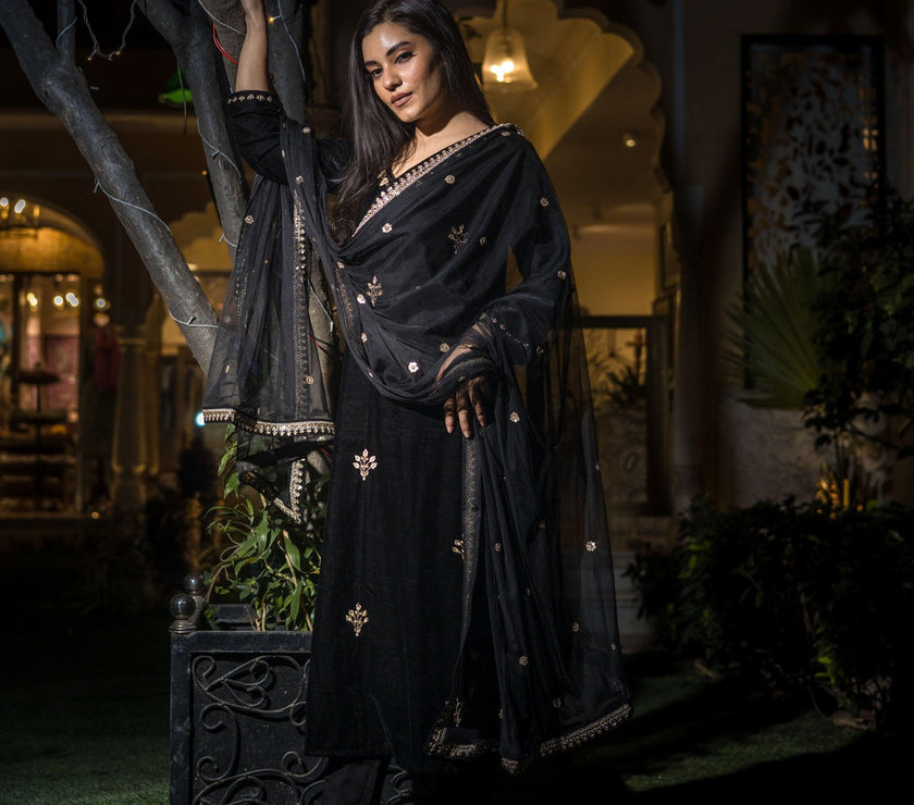 Divena Black Velvet hand work Kurta pant With Net Dupatta set - divenaworld.com