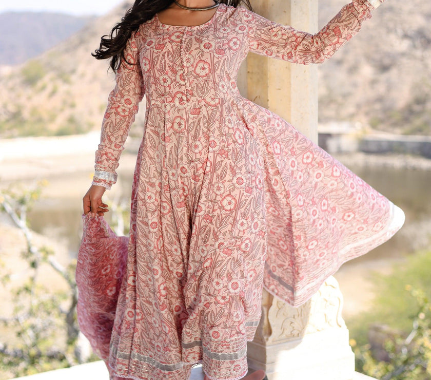 Divena Baby Pink Cotton Anarkali Kurta Pant Set With Dupatta - divenaworld.com