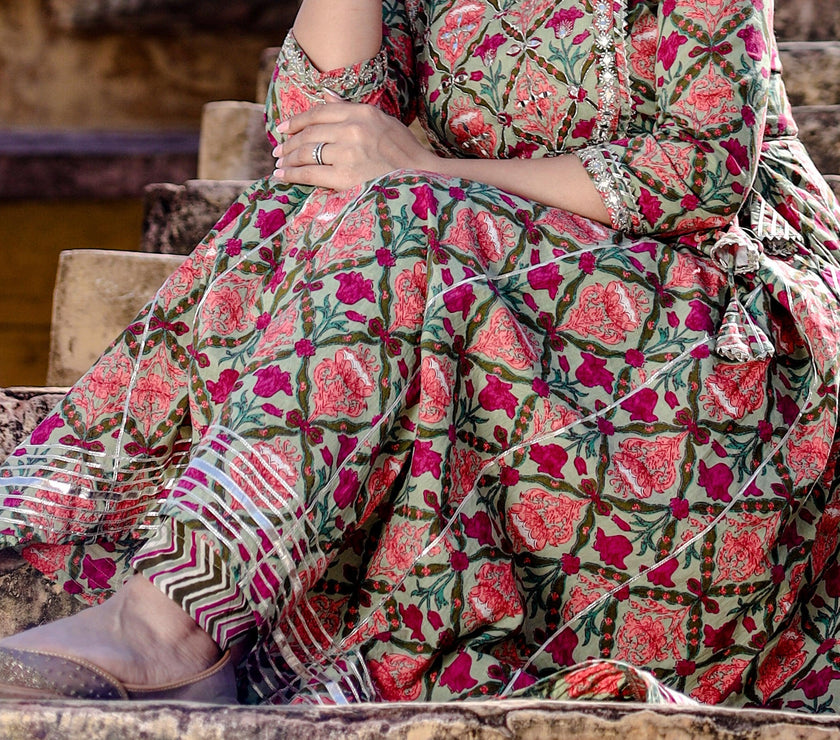 Divena Green Floral Printed Anarkali Kurta Pant Sets - divenaworld.com