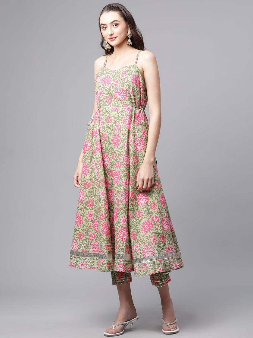 Divena Green Floral Printed Anarkali Kurta Pant Set with Dupatta - divenaworld.com