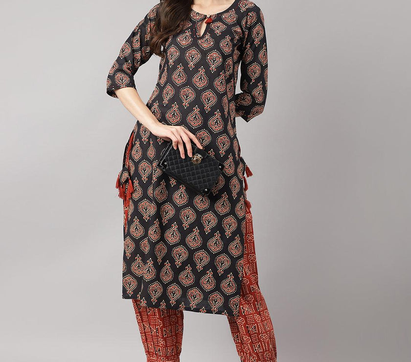 Divena Black and Red Cotton Buti Printed Kurta with hem Cuffed pant set - divena world