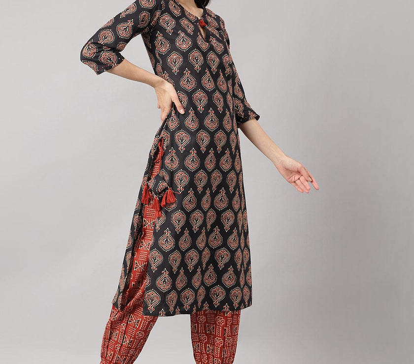 Divena Black and Red Cotton Buti Printed Kurta with hem Cuffed pant set - divena world