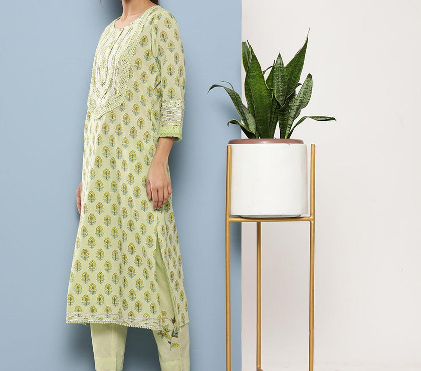 Divena Green Cotton Straight pant set with Organza Dupatta - divena world