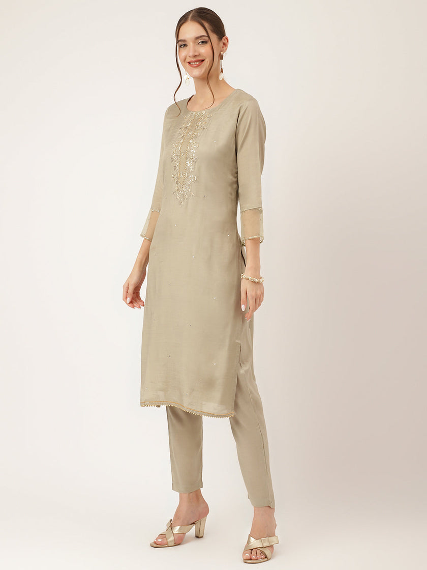 Divena Green Embroidered Chanderi  Kurta, Trouser and Dupatta