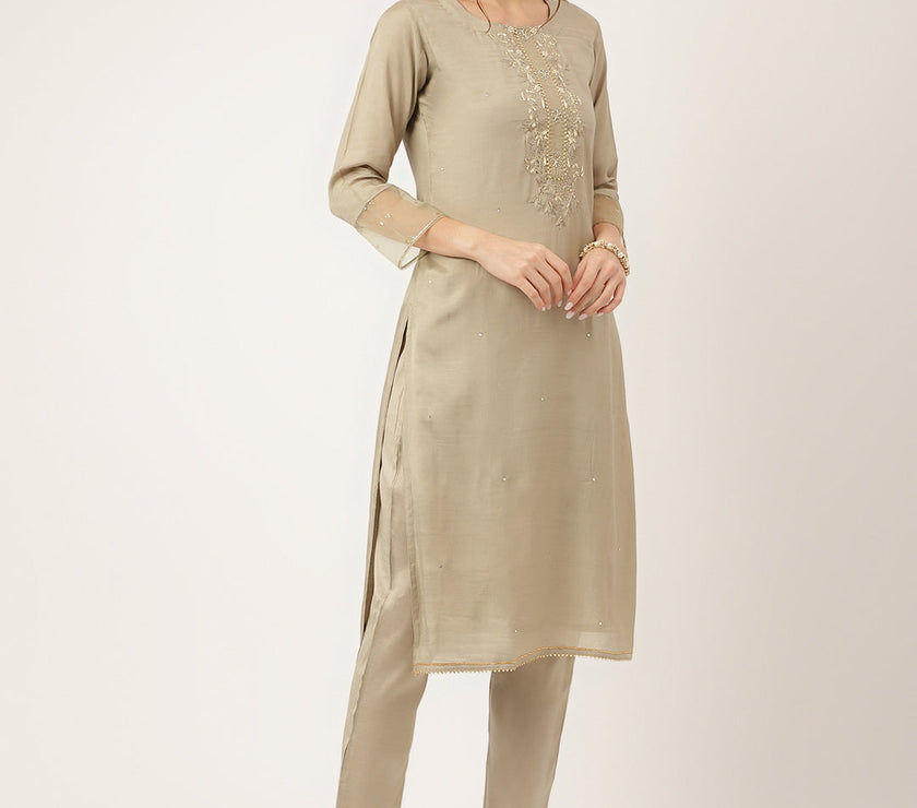 Divena Green Embroidered Chanderi  Kurta, Trouser and Dupatta