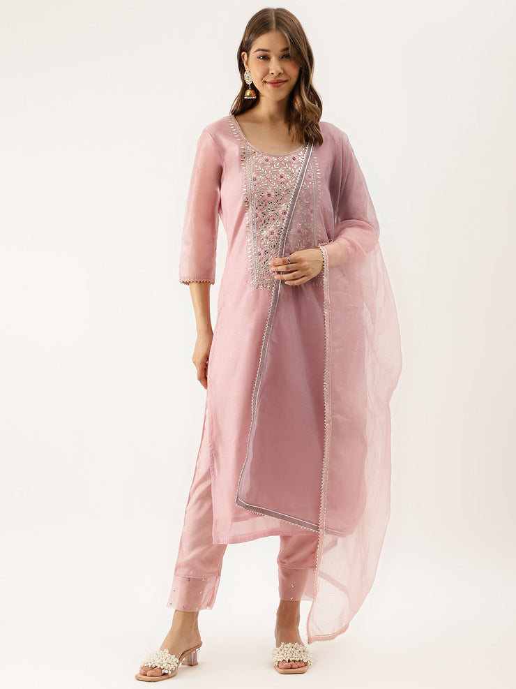 Pink Embroidered Chanderi Kurta with trouser & Organza Dupatta