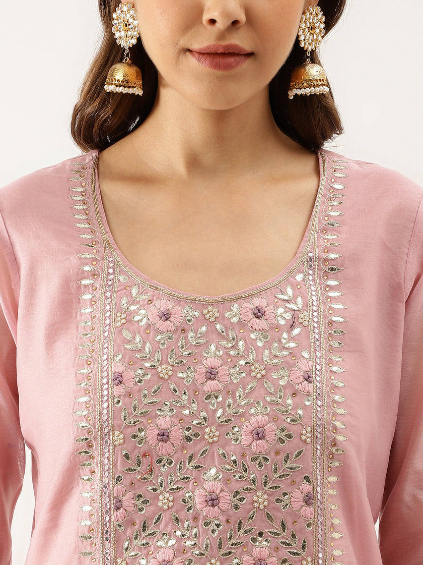 Pink Embroidered Chanderi Kurta with trouser & Organza Dupatta