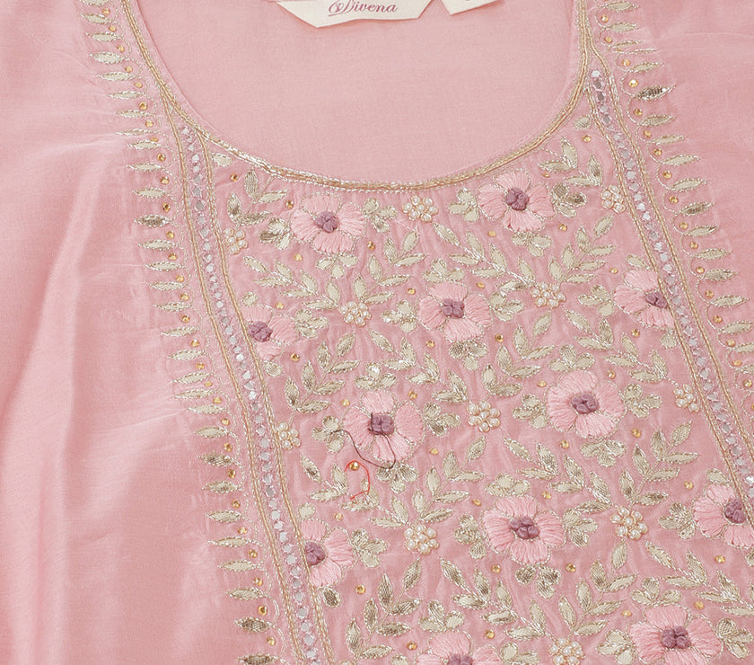 Pink Embroidered Chanderi Kurta with trouser & Organza Dupatta