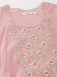 Pink Embroidered Chanderi Kurta with trouser & Organza Dupatta