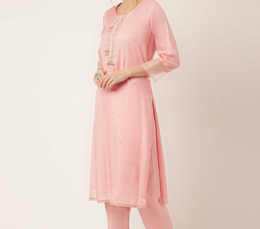 Divena Baby Pink Embroidered Chanderi  Kurta, Trouser With Dupatta