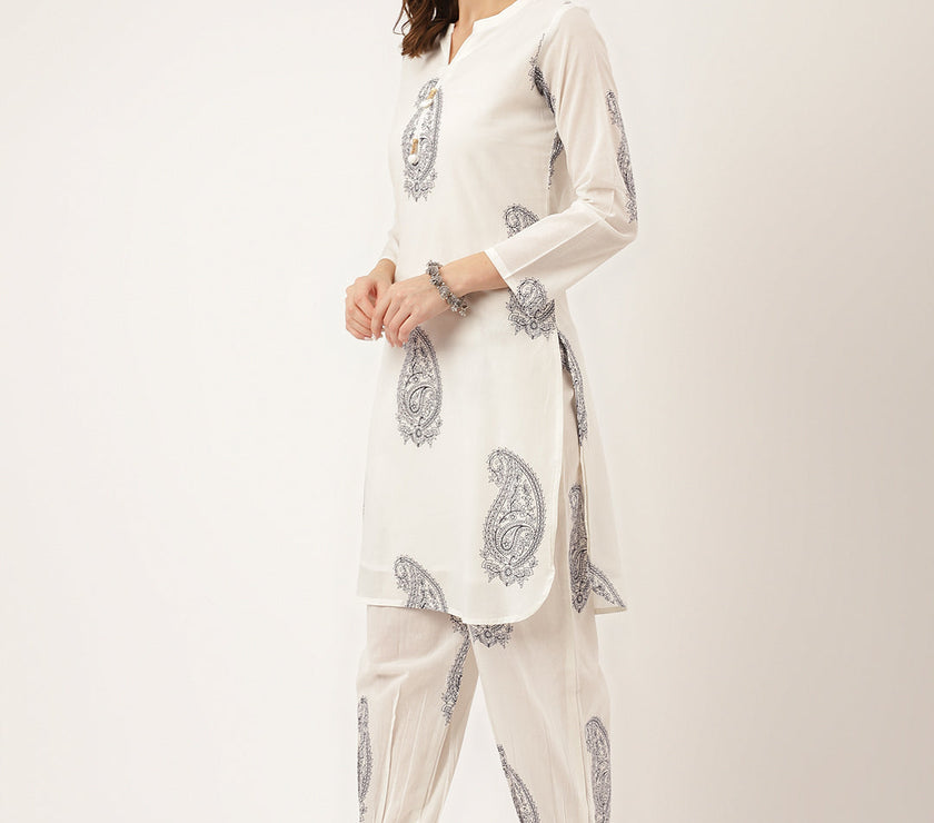 Divena White Paisley Print Cotton Co-ord Set with Mulmul Cotton Lining