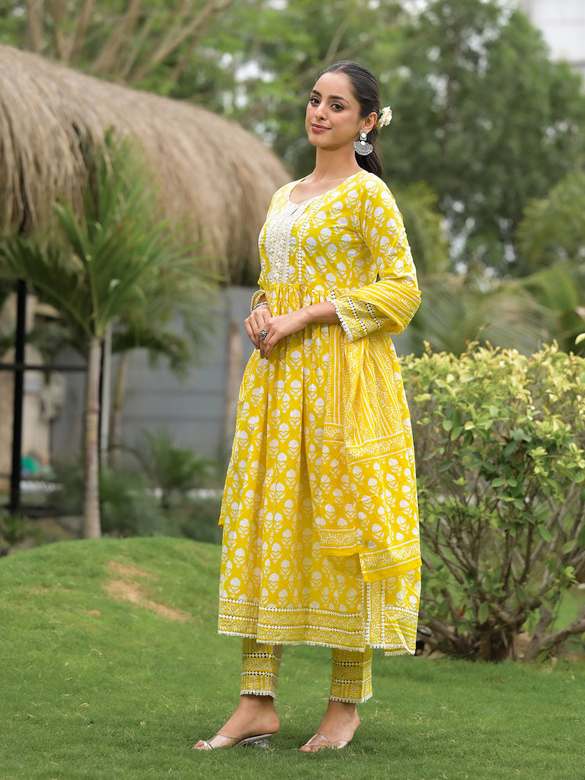 Divena Yellow Floral Print Cotton Kurta Pants with Dupatta set for women