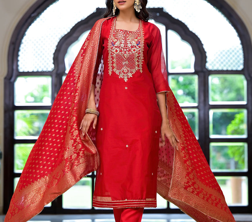 Divena Red Embroidered Chanderi Silk Kurta pants with Banarashi Dupatta