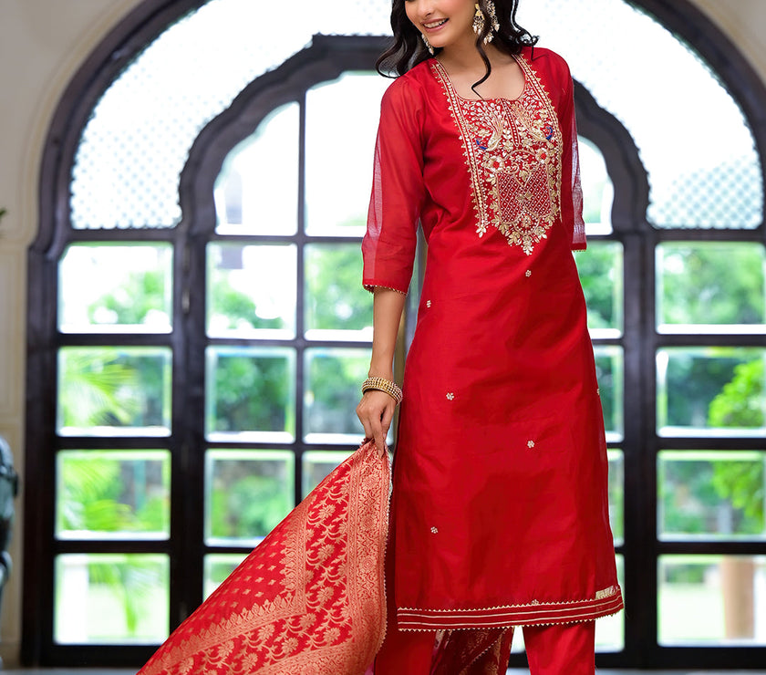 Divena Red Embroidered Chanderi Silk Kurta pants with Banarashi Dupatta