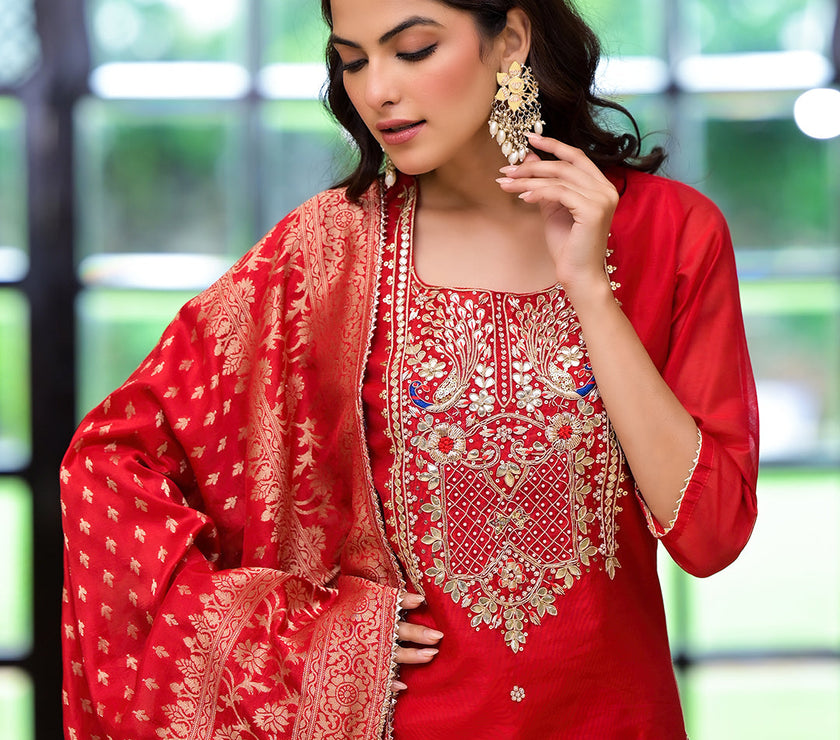 Divena Red Embroidered Chanderi Silk Kurta pants with Banarashi Dupatta