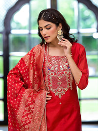 Divena Red Embroidered Chanderi Silk Kurta pants with Banarashi Dupatta